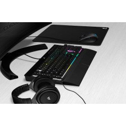 Kit Corsair 4 en 1 Teclado K55 Pro RGB + Mouse Harpoon RGB + Audifonos HS50 Pro + Mousepad